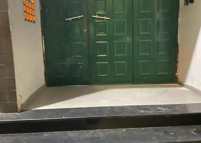 Appartamento Bright Seaside Apartment, 100m From The With Sea Views