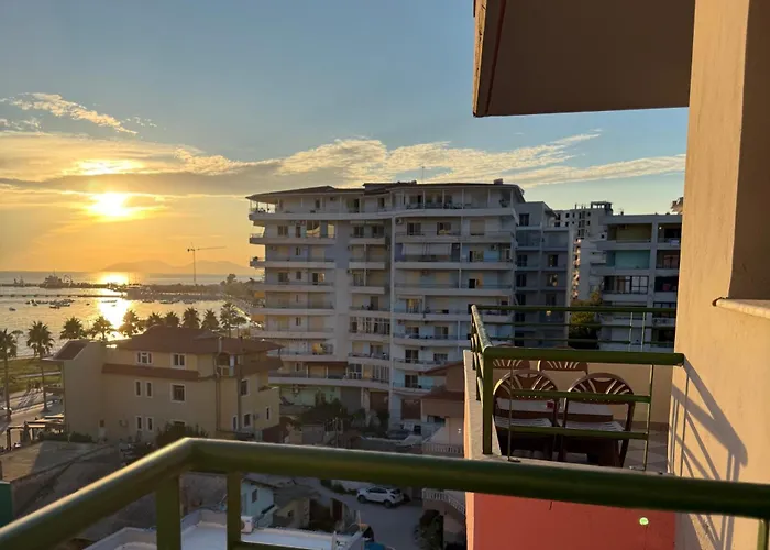 Bright Seaside Apartment, 100m From The With Sea Views * Wlora